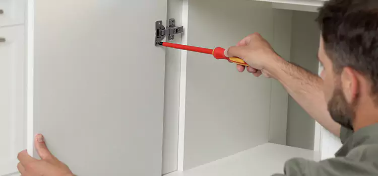 Screen Door Hinge Repair Delaware