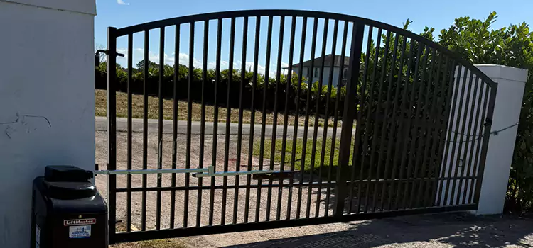 Driveway Fence Repair Delaware